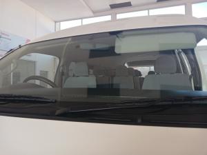 Toyota Quantum Hiace 2.5 D-4D 14 Seat - Image 14