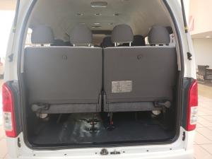 Toyota Quantum Hiace 2.5 D-4D 14 Seat - Image 20