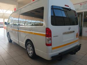 Toyota Quantum Hiace 2.5 D-4D 14 Seat - Image 24
