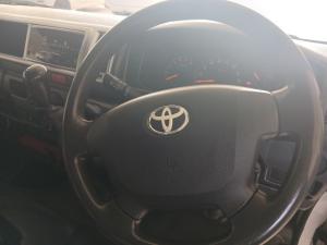 Toyota Quantum Hiace 2.5 D-4D 14 Seat - Image 8