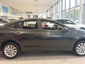 Volkswagen Polo 1.6 Life - Image 5