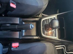 Suzuki Swift 1.2 GL AMT - Image 13