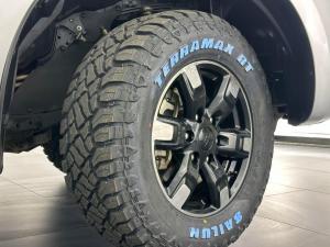 Ford Everest 2.2 TdciXLS automatic - Image 10