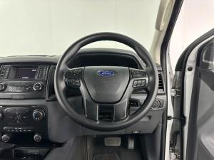 Ford Everest 2.2 TdciXLS automatic - Image 13