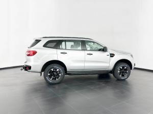 Ford Everest 2.2 TdciXLS automatic - Image 5