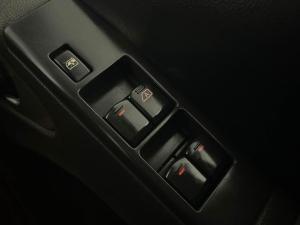 Nissan Pathfinder 2.5 dCi SE automatic - Image 4