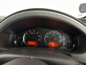 Nissan Pathfinder 2.5 dCi SE automatic - Image 7