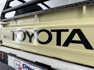 Toyota Land Cruiser 79 4.5DS/C - Image 9