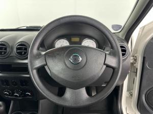 Nissan NP200 1.6 Safety PackS/C - Image 9