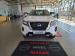 Nissan Navara 2.5D LE 4X4 automatic D/C - Thumbnail 2