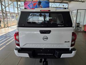 Nissan Navara 2.5D LE 4X4 automatic D/C - Image 4