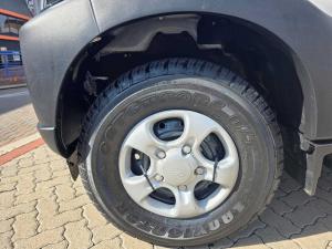 Mahindra PIK UP 2.2mHAWK S4 Pharm Refridge Single Cab - Image 14