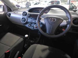 Toyota Etios 1.5 Xs/SPRINT 5-Door - Image 13