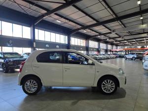 Toyota Etios 1.5 Xs/SPRINT 5-Door - Image 4