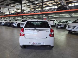 Toyota Etios 1.5 Xs/SPRINT 5-Door - Image 8