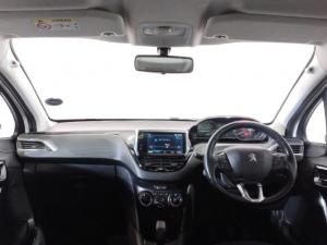 Peugeot 208 1.2 Active - Image 7