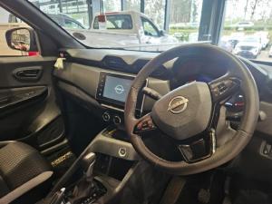 Nissan Magnite 1.0 Turbo Acenta Kuro auto - Image 3