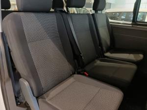 Volkswagen Transporter 2.0TDI Kombi SWB Trendline auto - Image 7