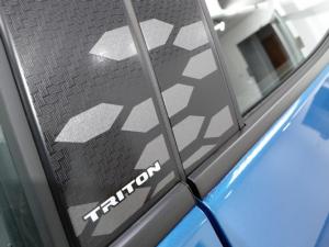 Mitsubishi Triton 2.4DI-D double cab Xtreme 4x4 - Image 8