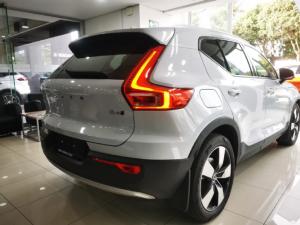 Volvo XC40 D4 AWD Momentum - Image 7