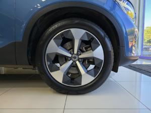Volvo XC40 B3 Plus Dark - Image 11