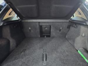 Volvo XC40 B3 Plus Dark - Image 7