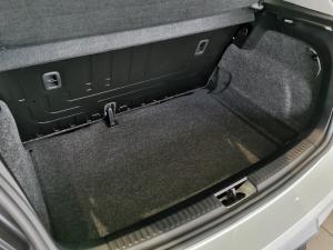 Volkswagen Polo Vivo hatch 1.4 Comfortline - Image 16
