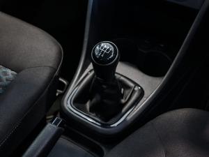 Volkswagen Polo Vivo hatch 1.4 Life - Image 11