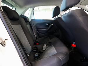 Volkswagen Polo Vivo hatch 1.4 Life - Image 15