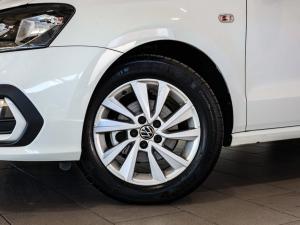 Volkswagen Polo Vivo hatch 1.4 Life - Image 5