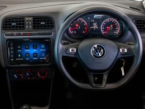 Volkswagen Polo Vivo hatch 1.4 Life - Image 7