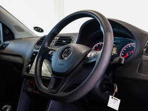 Volkswagen Polo Vivo hatch 1.4 Life - Image 8