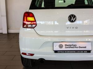 Volkswagen Polo Vivo hatch 1.6 Style - Image 17