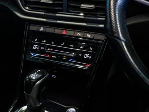 Volkswagen T-Roc 2.0TSI 4Motion R-Line - Image 12