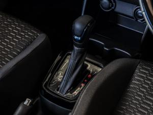 Suzuki Swift 1.2 GLX auto - Image 13