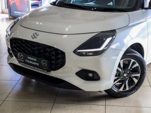 Suzuki Swift 1.2 GLX auto - Image 5