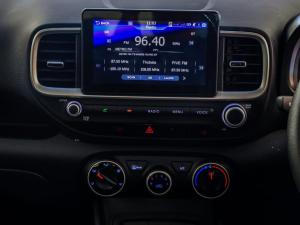 Hyundai Venue 1.2 Premium - Image 11