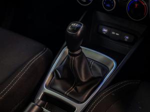 Hyundai Venue 1.2 Premium - Image 13