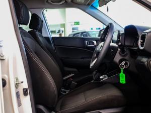 Hyundai Venue 1.2 Premium - Image 14