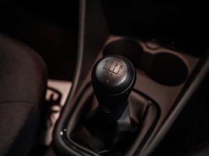 Volkswagen Polo Vivo hatch 1.4 - Image 9