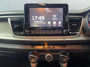 Kia Rio hatch 1.2 LS - Image 14