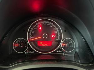 Volkswagen up! move up! 5-door 1.0 - Image 16