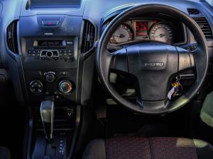 Isuzu D-Max 250 Extended cab Hi-Ride auto - Image 10