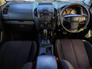 Isuzu D-Max 250 Extended cab Hi-Ride auto - Image 9