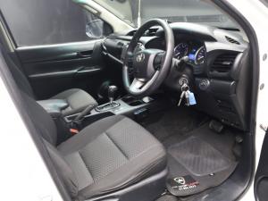 Toyota Hilux 2.4GD-6 double cab 4x4 SRX auto - Image 9