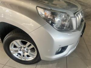 Toyota Land Cruiser Prado 3.0DT VX - Image 4