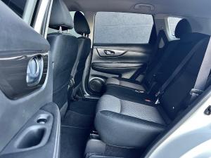 Nissan X-Trail 2.0 Visia - Image 10