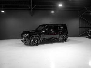 Land Rover Defender 110 D350 X-Dynamic HSE - Image 10