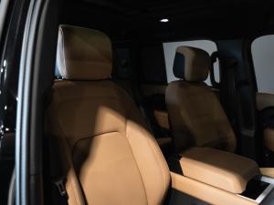 Land Rover Defender 110 D350 X-Dynamic HSE - Image 19
