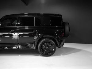 Land Rover Defender 110 D350 X-Dynamic HSE - Image 6